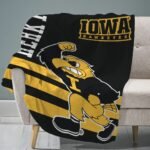 Iowa Hawkeyes Plush Blanket