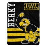 Iowa Hawkeyes Plush Blanket - Image 2